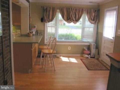 5505 Hinton St, Springfield, VA 22151 photo 9