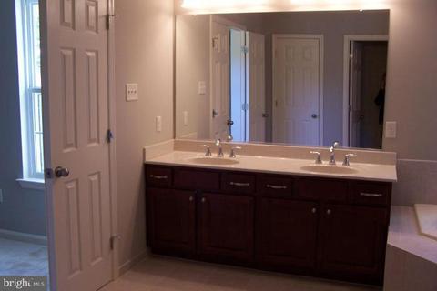 9418 Forest Gates Path, Laurel, MD 20723 photo 11
