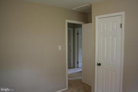 18908 White Oak Dr, Triangle, VA 22172 photo 10