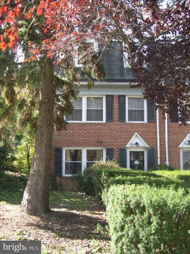 6400 Loch Crest Ct, Baltimore, MD 21239 photo 1