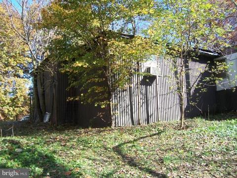93 Chive Ln, Falling Waters, WV 25419 photo 8