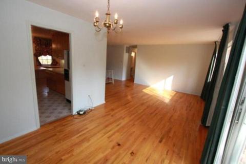 1313 Gresham Rd, Silver Spring, MD 20904 photo 2