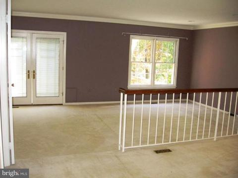 7219 Gentian Ct, Springfield, VA 22152 photo 6