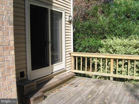 7219 Gentian Ct, Springfield, VA 22152 photo 8