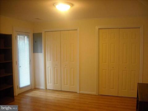 5973 Queenston St, Springfield, VA 22152 photo 2