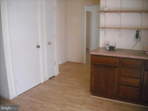 5973 Queenston St, Springfield, VA 22152 photo 5