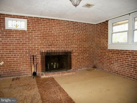 5956 Atteentee Rd, Springfield, VA 22150 photo 10