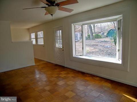 5956 Atteentee Rd, Springfield, VA 22150 photo 5
