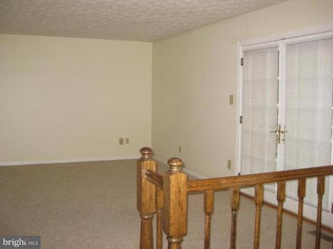 173 Applegate Dr, Sterling, VA 20164 photo 7