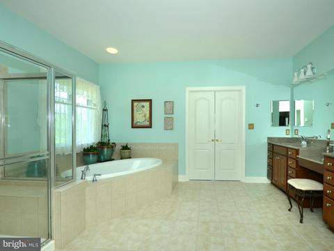 1427 Martin Meadows Dr, Fallston, MD 21047 photo 15