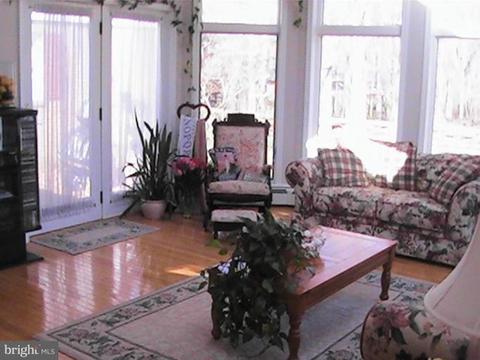 2402 Stoneyside Dr, Fallston, MD 21047 photo 9
