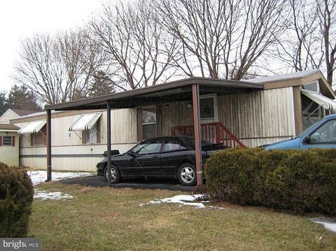 106 Lilly Dr, Ephrata, PA 17522 photo 1
