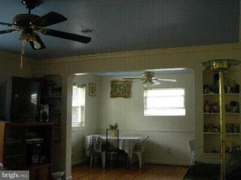 302 Indian Spring Dr, Silver Spring, MD 20901 photo 4