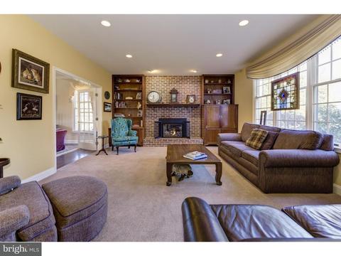 421 E Oak Ave, Moorestown, NJ 08057 photo 6
