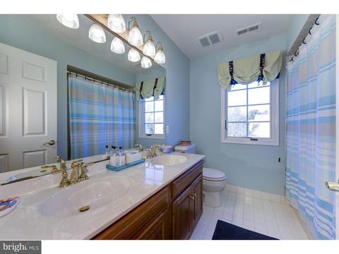 421 E Oak Ave, Moorestown, NJ 08057 photo 20