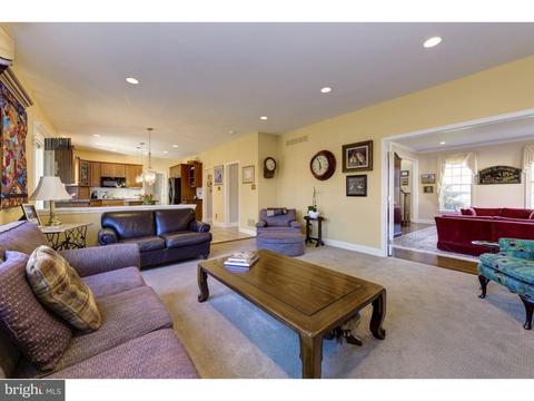 421 E Oak Ave, Moorestown, NJ 08057 photo 5