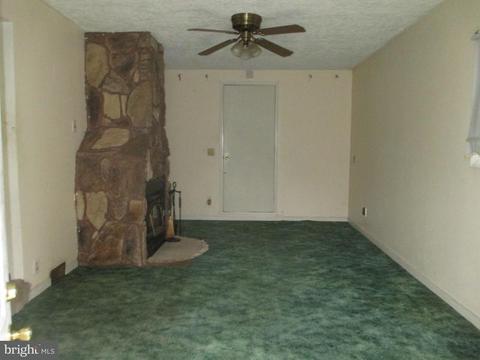 5502 Sumerduck Rd, Sumerduck, VA 22742 photo 2