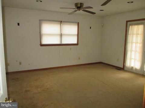 5502 Sumerduck Rd, Sumerduck, VA 22742 photo 6