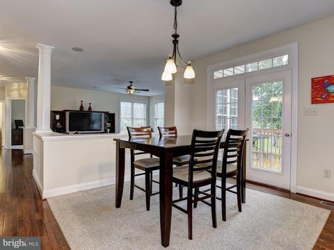 9131 Riverhill Rd, Laurel, MD 20723 photo 9