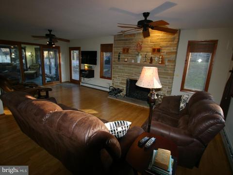 19225 Chandlee Mill Rd, Sandy Spring, MD 20860 photo 8