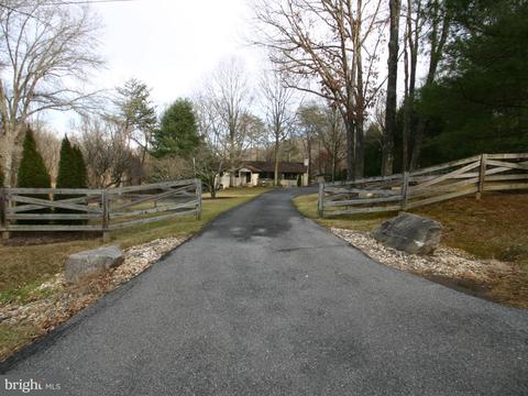 19225 Chandlee Mill Rd, Sandy Spring, MD 20860 photo 3