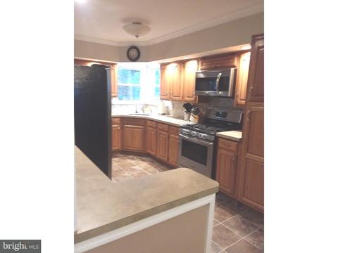 220 Stephen Dr, Cinnaminson, NJ 08077 photo 2