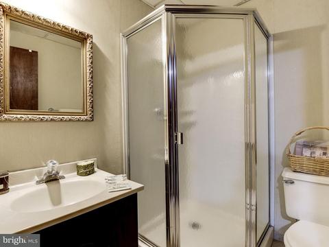 7730 Bridle Path Ln, Mclean, VA 22102 photo 26