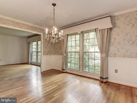 7730 Bridle Path Ln, Mclean, VA 22102 photo 8