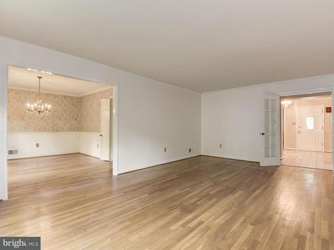 7730 Bridle Path Ln, Mclean, VA 22102 photo 6