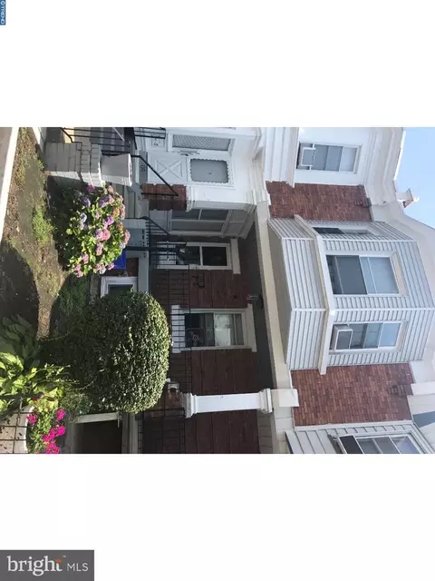 132 W Pomona St, Philadelphia, PA 19144