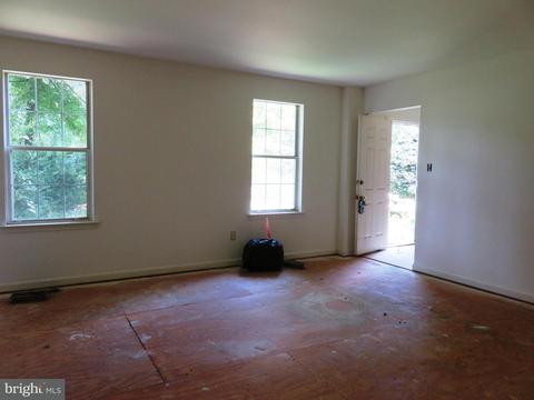 245 Abbots Ln, Arnold, MD 21012 photo 4