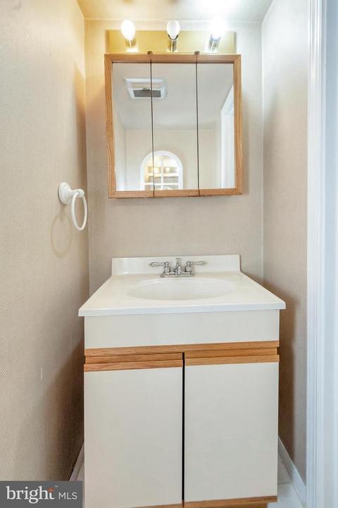 7739 Tiverton Dr, Springfield, VA 22152 photo 25
