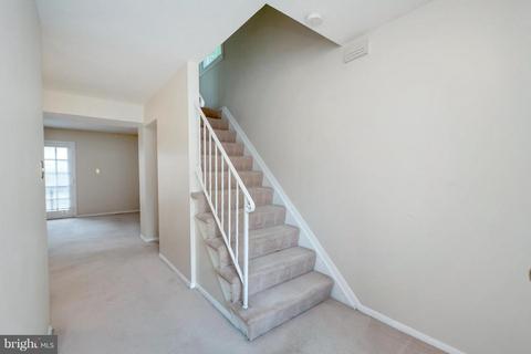 7739 Tiverton Dr, Springfield, VA 22152 photo 17