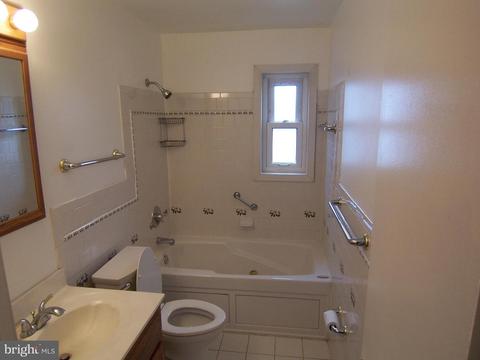 5919 Camberly Ave, Springfield, VA 22150 photo 13