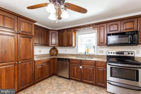741 David Ave, Westminster, MD 21157 photo 6