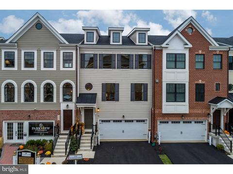98 Parkview Cir, Wayne, PA 19087 photo 1
