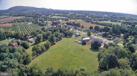 12844 Bikle Rd, Smithsburg, MD 21783 photo 2