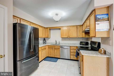 1256 Fairway Dr, Westminster, MD 21158 photo 3