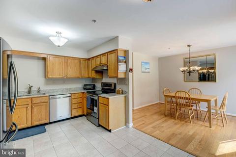 1256 Fairway Dr, Westminster, MD 21158 photo 4