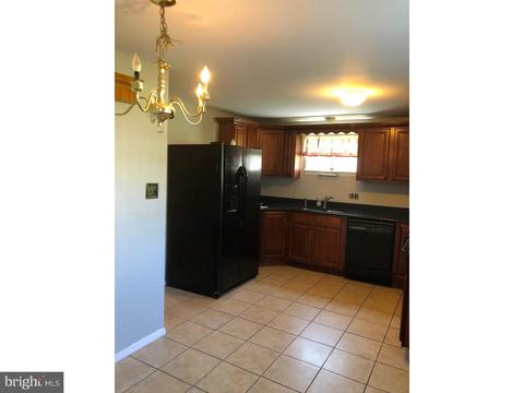 2 Greenbridge Dr, Newark, DE 19713 photo 5
