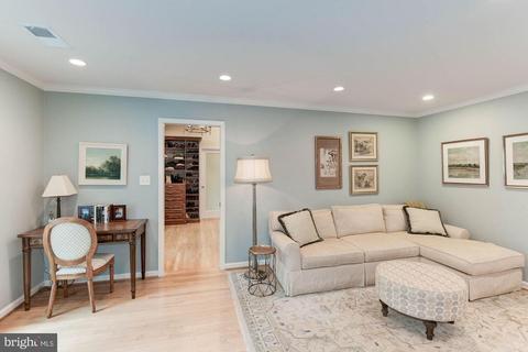 7901 Old Cedar Ct, Mclean, VA 22102 photo 15