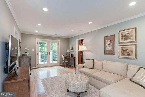 7901 Old Cedar Ct, Mclean, VA 22102 photo 14