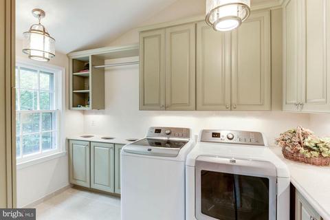 7901 Old Cedar Ct, Mclean, VA 22102 photo 19