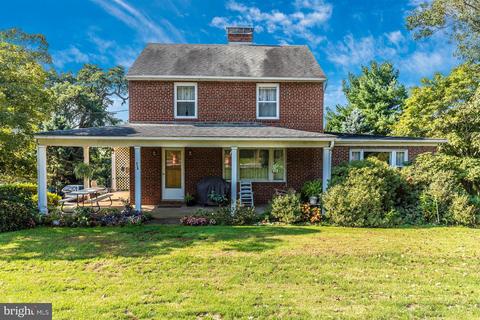 718 Main St, Middletown, MD 21769 photo 1