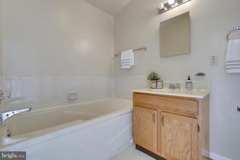 2219 Wetherburne Way, Frederick, MD 21702 photo 14