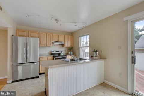 2219 Wetherburne Way, Frederick, MD 21702 photo 6
