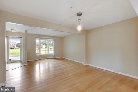 2219 Wetherburne Way, Frederick, MD 21702 photo 3