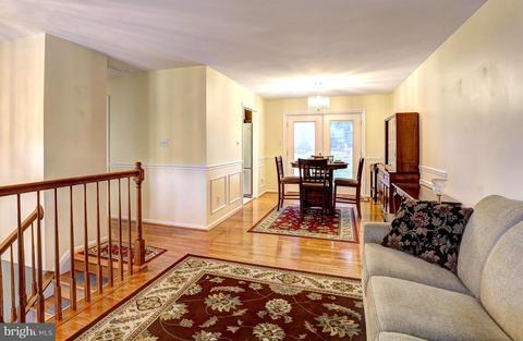 1909 Main Ave, Pasadena, MD 21122 photo 9