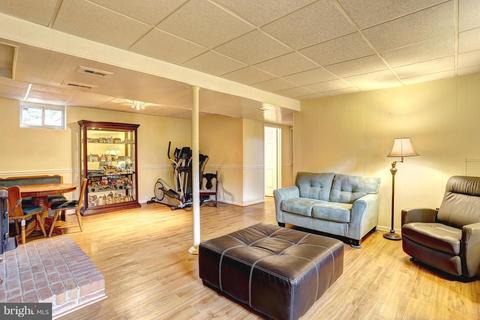 1909 Main Ave, Pasadena, MD 21122 photo 21