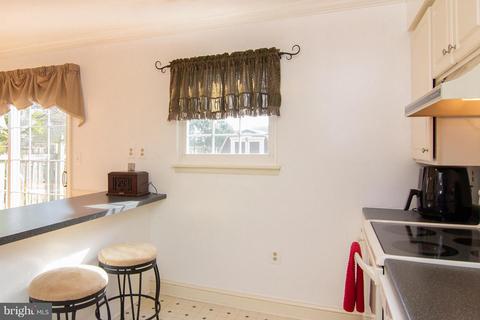 407 Logan Dr, Westminster, MD 21157 photo 8